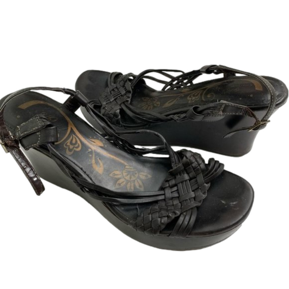 SO Wear It  Black Wedge Size 8